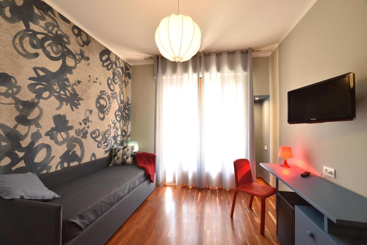 Hotel Bristol Alassio Bagian luar foto