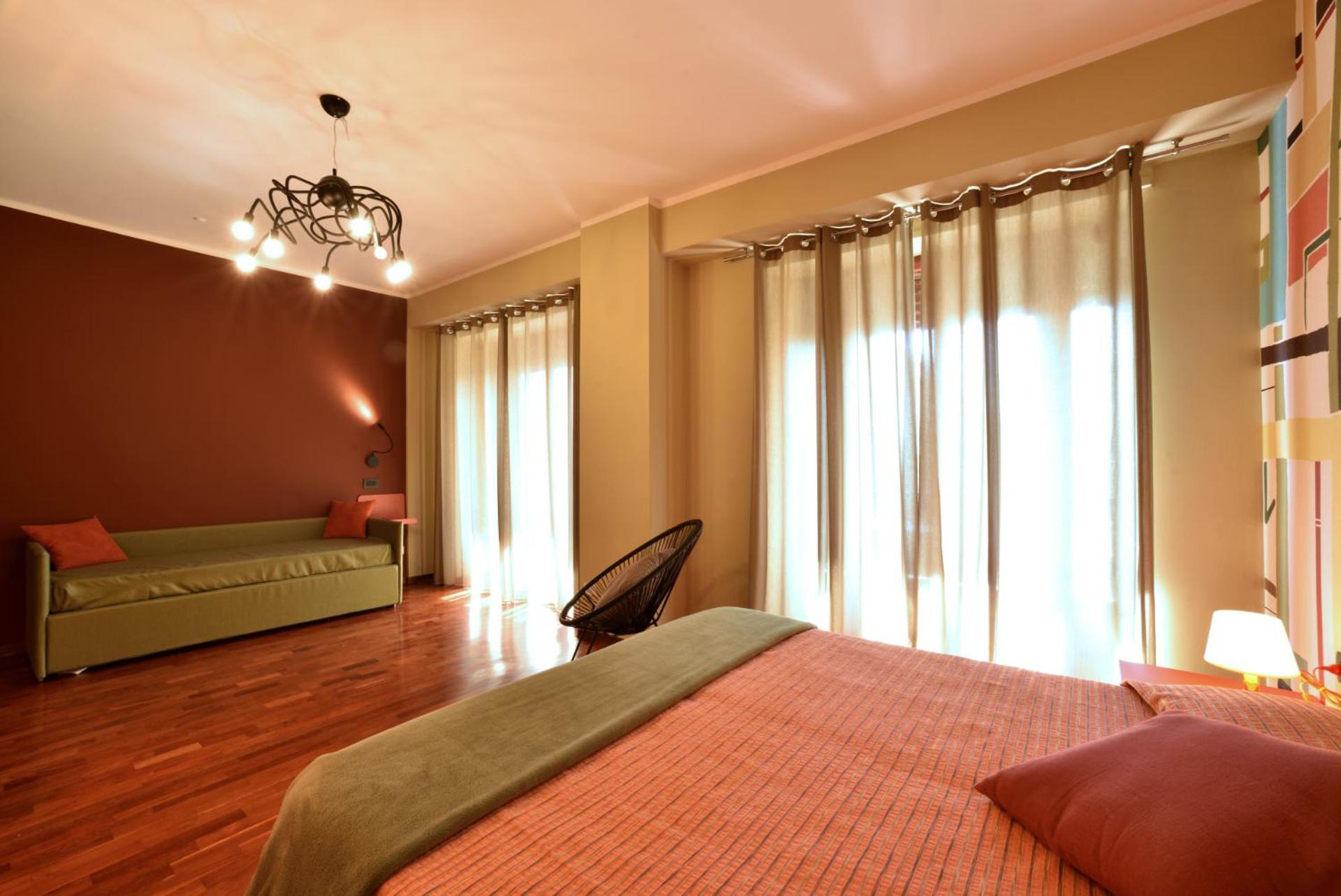 Hotel Bristol Alassio Bagian luar foto