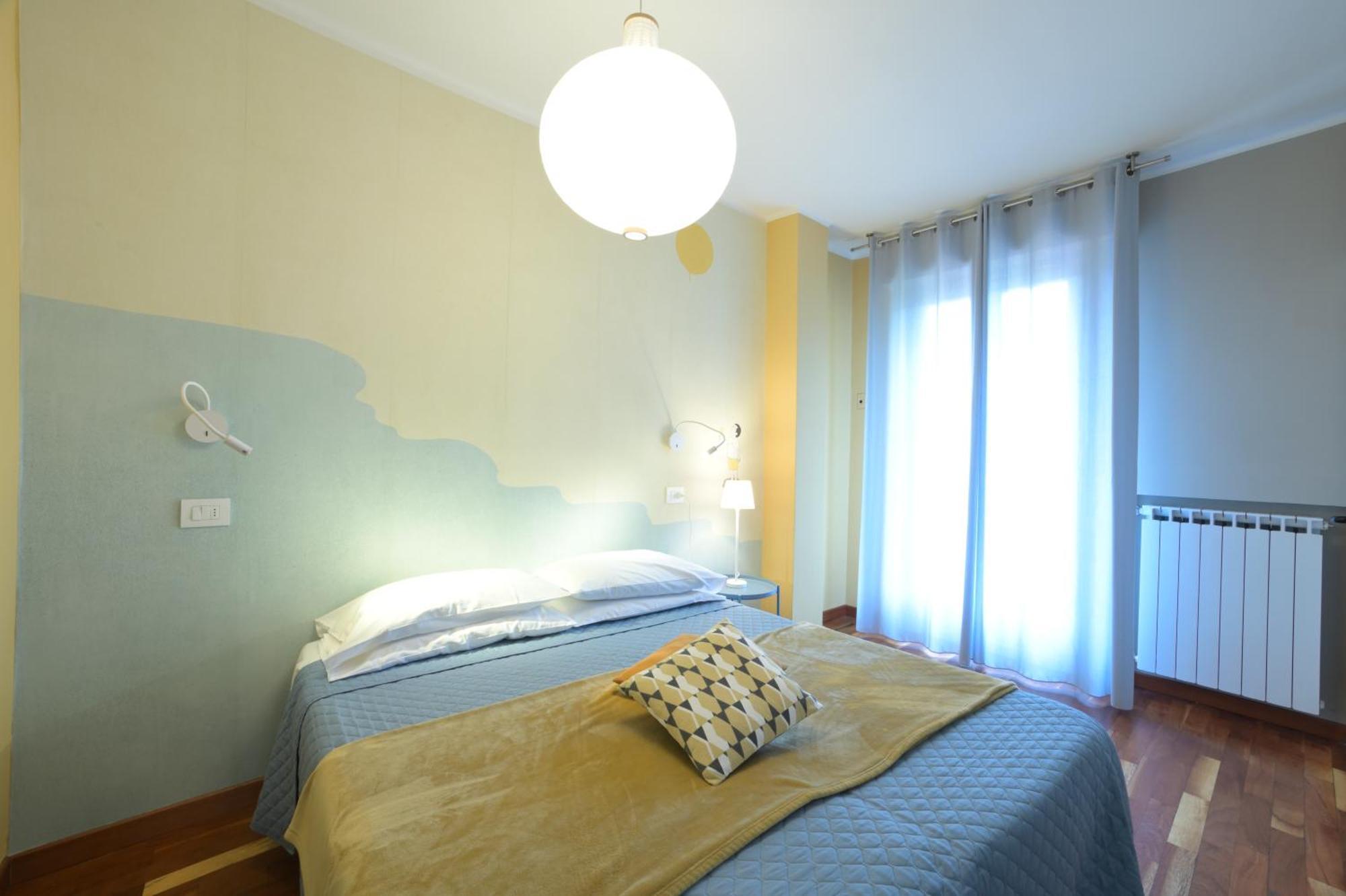 Hotel Bristol Alassio Bagian luar foto