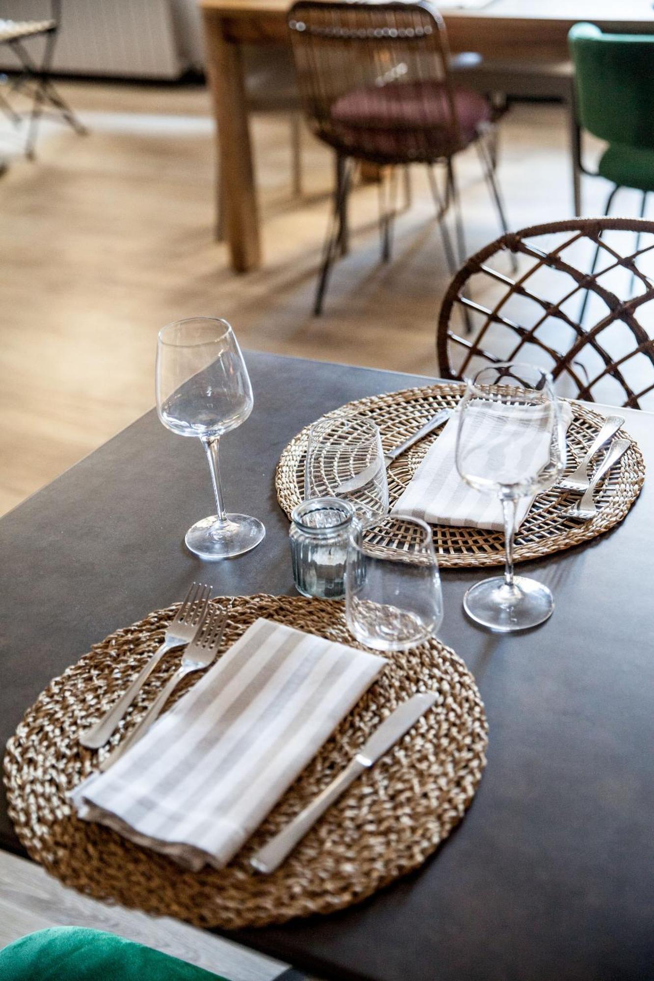 Hotel Bristol Alassio Bagian luar foto