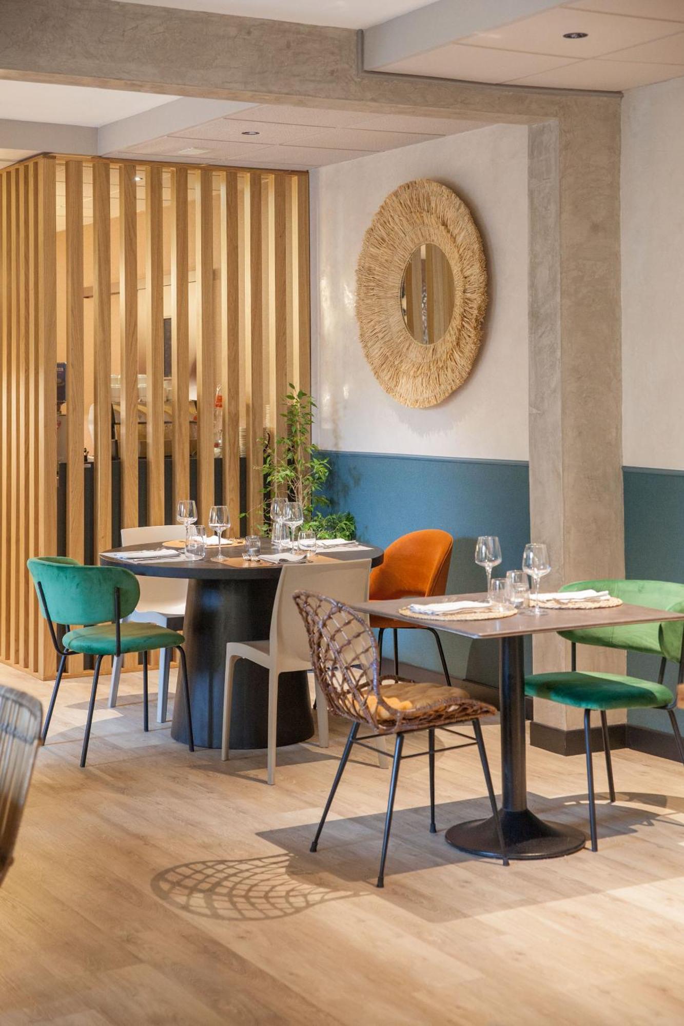 Hotel Bristol Alassio Bagian luar foto